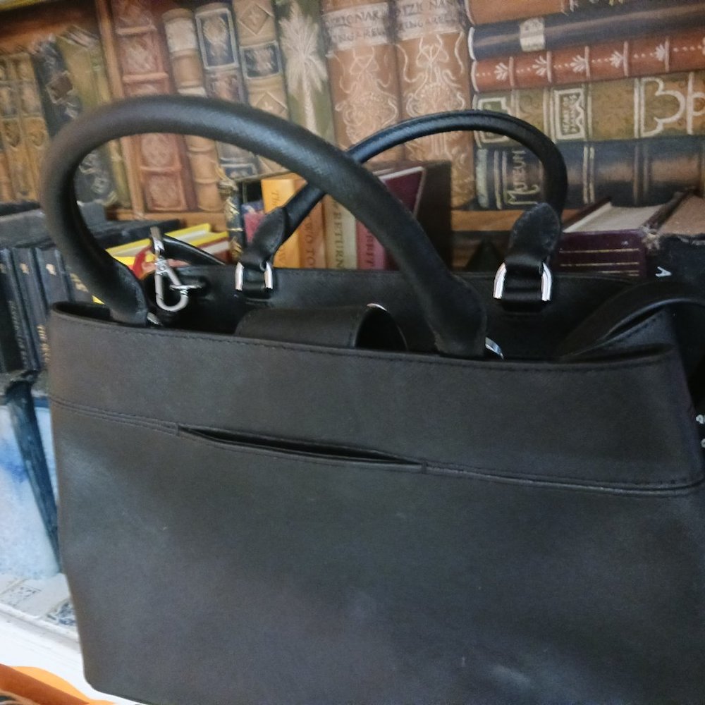 Handbag - Picture 2 of 6